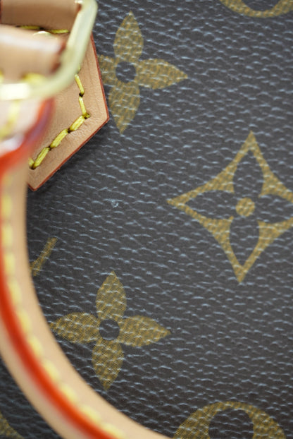 Louis Vuitton Petit Sac Plat 2020