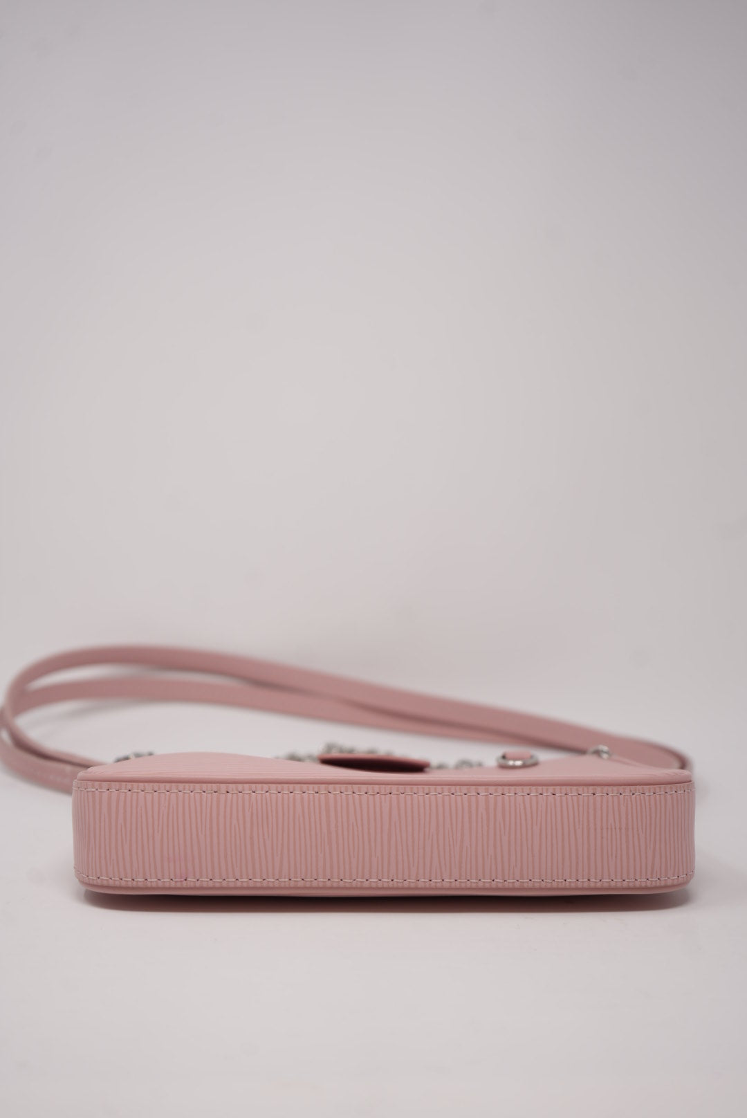 Louis Vuitton Easy Pouch On Strap EPI