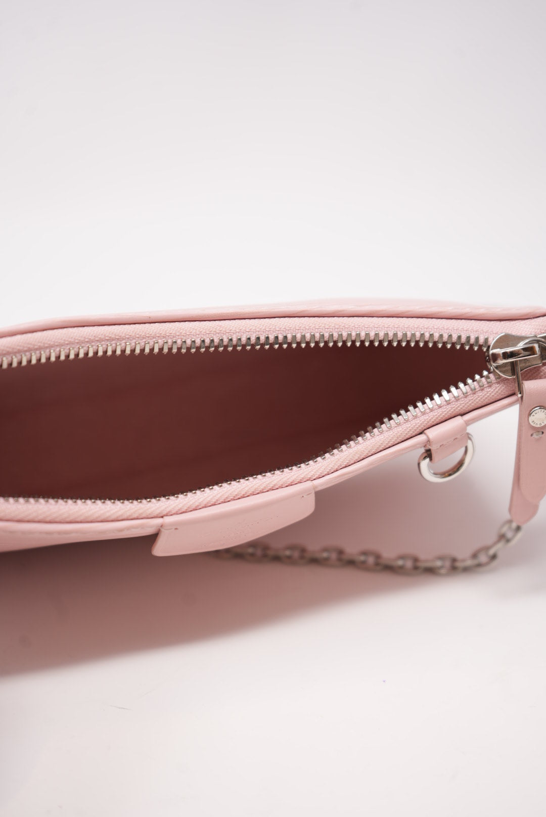 Louis Vuitton Easy Pouch On Strap EPI
