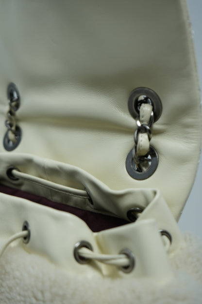 Pre-Owned Chanel 2015–2016 White Shearling/Calf Salzburg Backpack