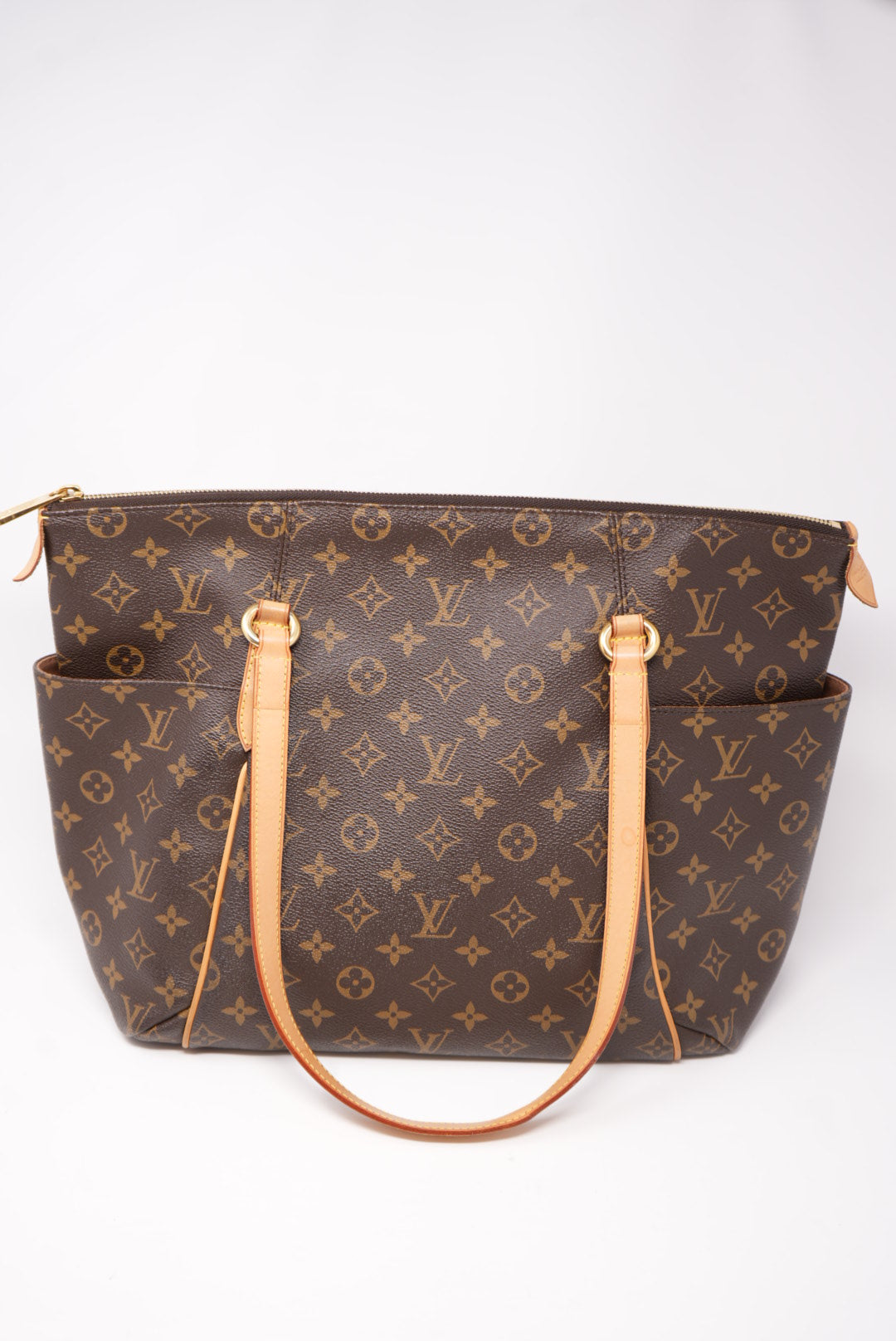 LOUIS VUITTON 2010 Tote Bag Monogram