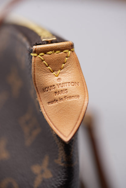 LOUIS VUITTON 2010 Tote Bag Monogram
