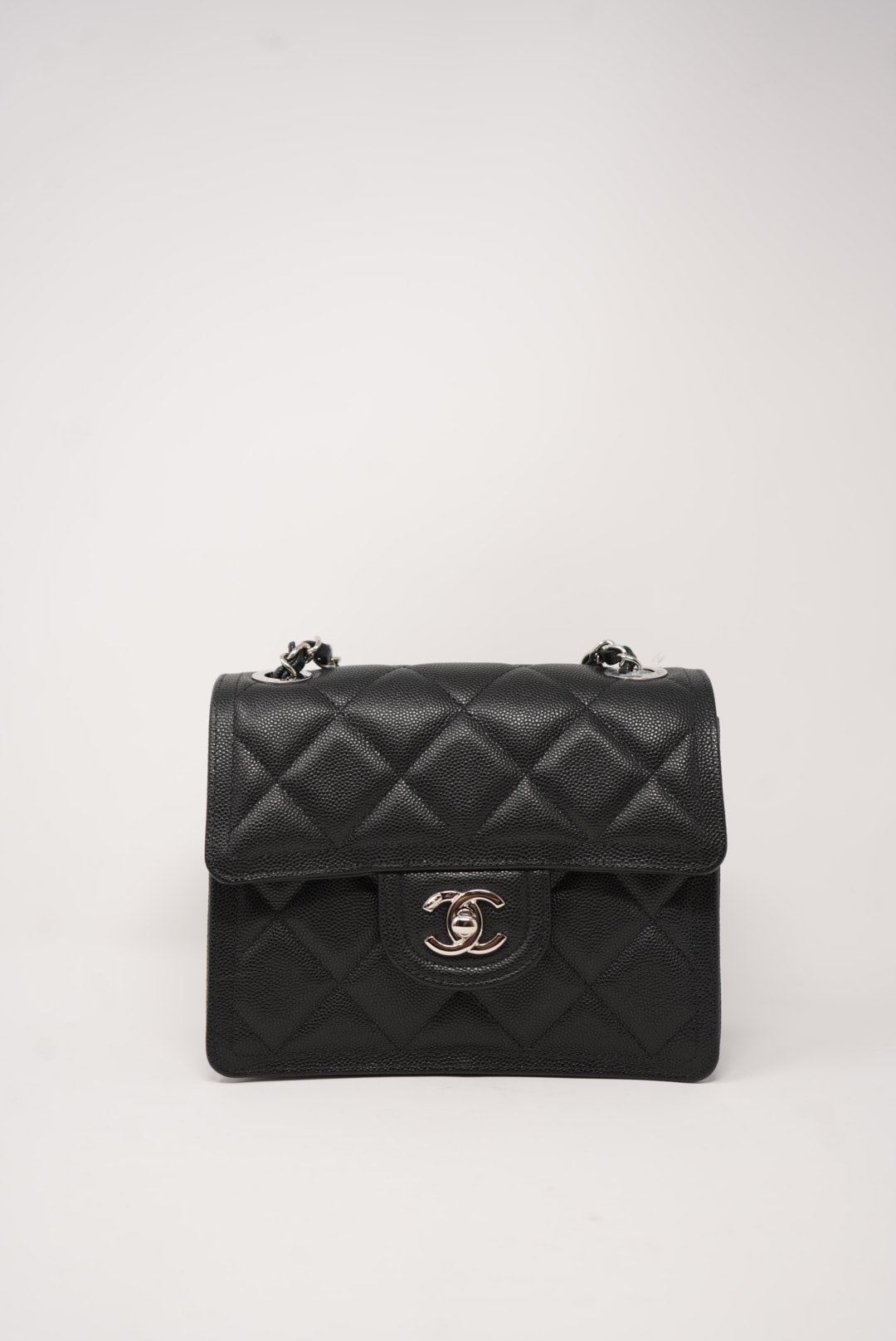 Pre-Owned Chanel Mini Square Flap Bag Caviar 2023