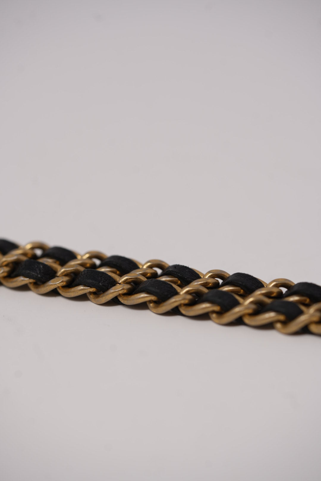 Pre-Owned CHANEL Lambskin Boy Wallet On Chain 2014-2015