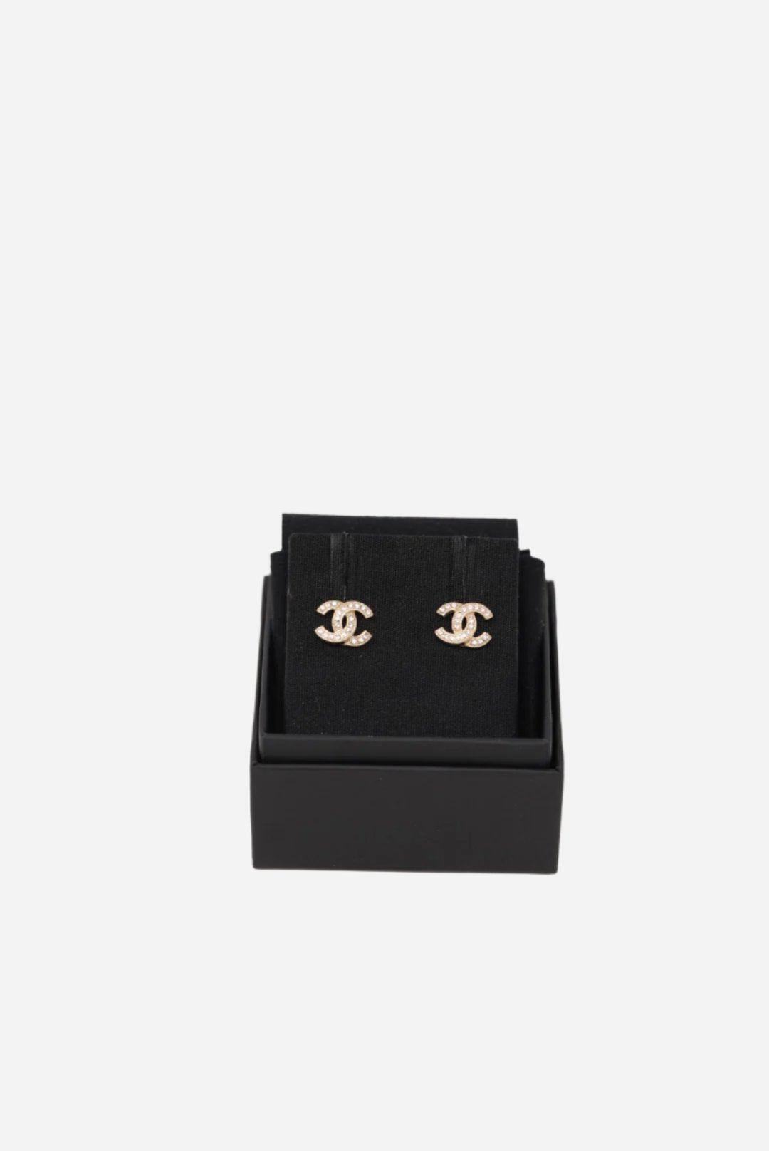 Pre-Owned Chanel CC Rhinestone Earrings 2022