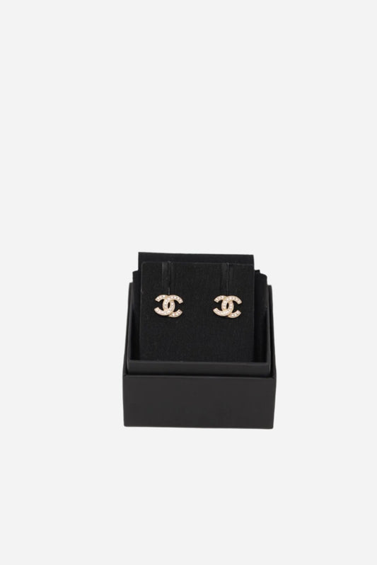 Pre-Owned Chanel CC Rhinestone Earrings 2022