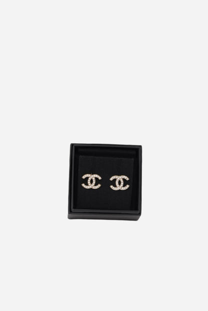 Pre-Owned Chanel CC Rhinestone Earrings 2021