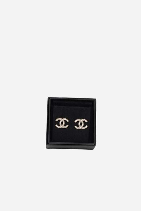 Pre-Owned Chanel CC Rhinestone Earrings 2021