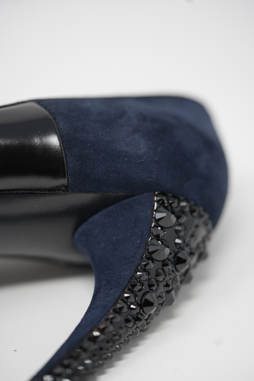 Louis Vuitton Black Velvet/Leather Pumps
