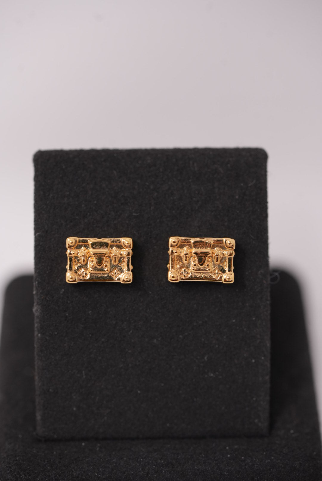 Louis Vuitton Petite Malle Earrings w/box