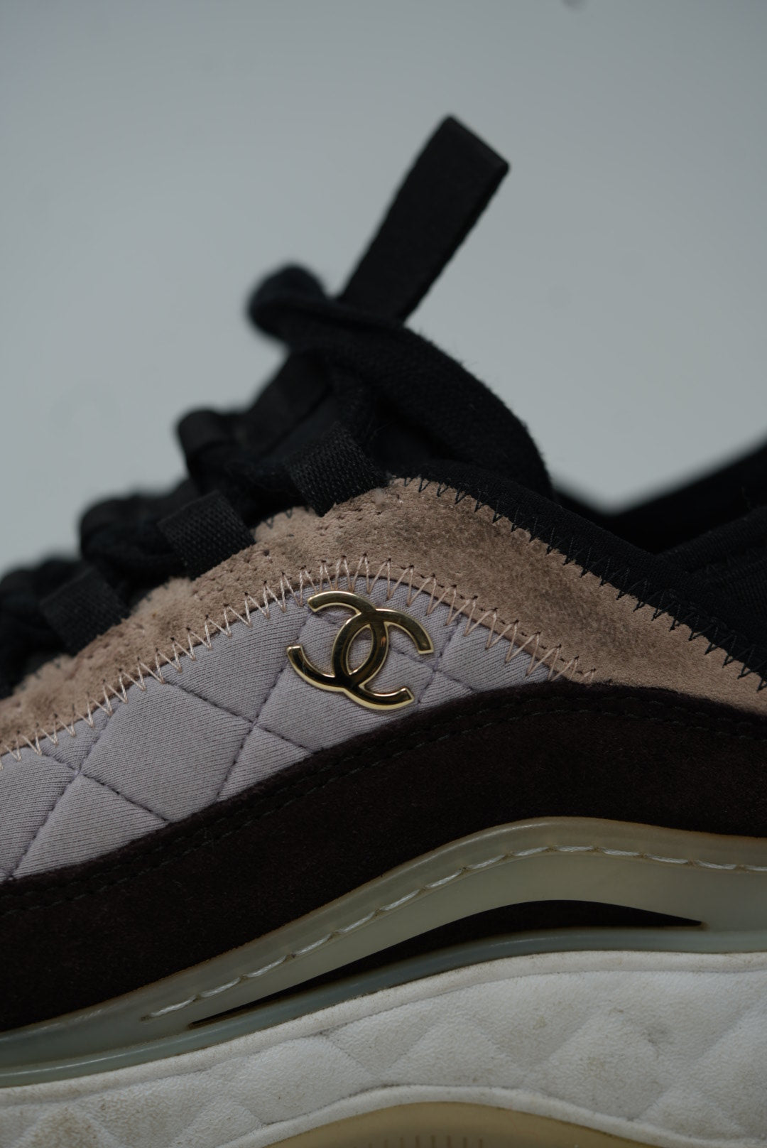 Pre-Owned Chanel Suede Leather Sneakers