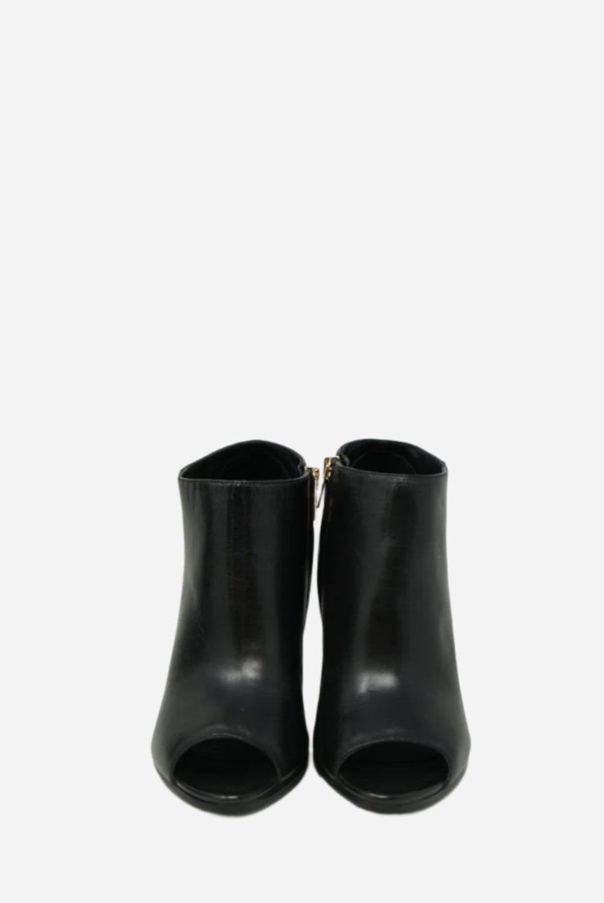 Burberry Leather Zip-Up Ankle Heeled Boots Size 36.5