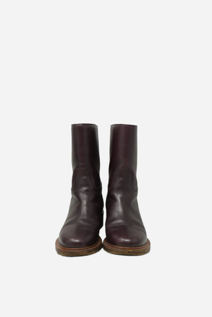 Pre-Owned Chanel Red Leather CC Logo Boots
