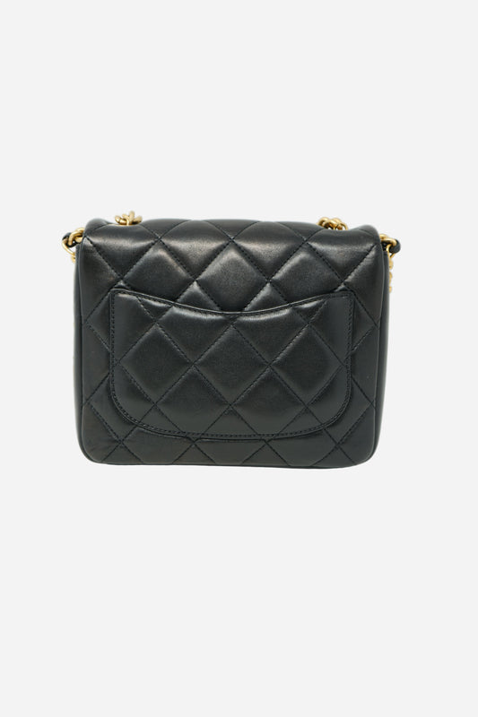 Pre-Owned Chanel Black Lambskin Chunky Chain Mini Flap Bag