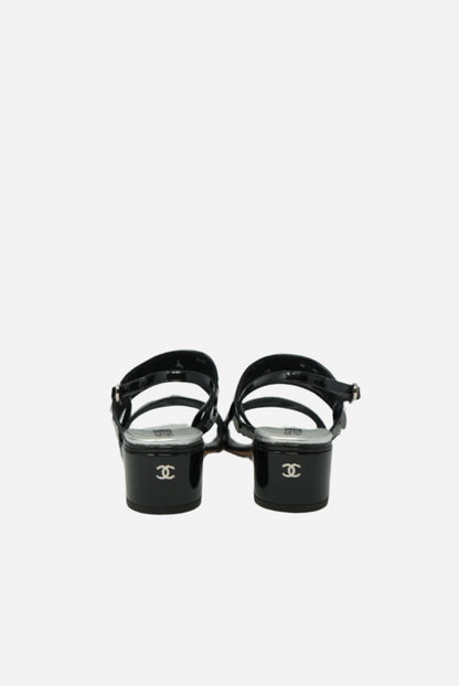 Pre-Owned Chanel Black Sequin Slingback Sandals