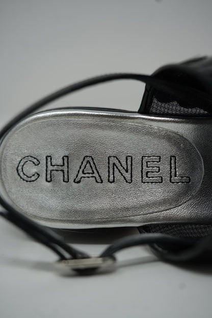 Pre-Owned Chanel Black Sequin Slingback Sandals