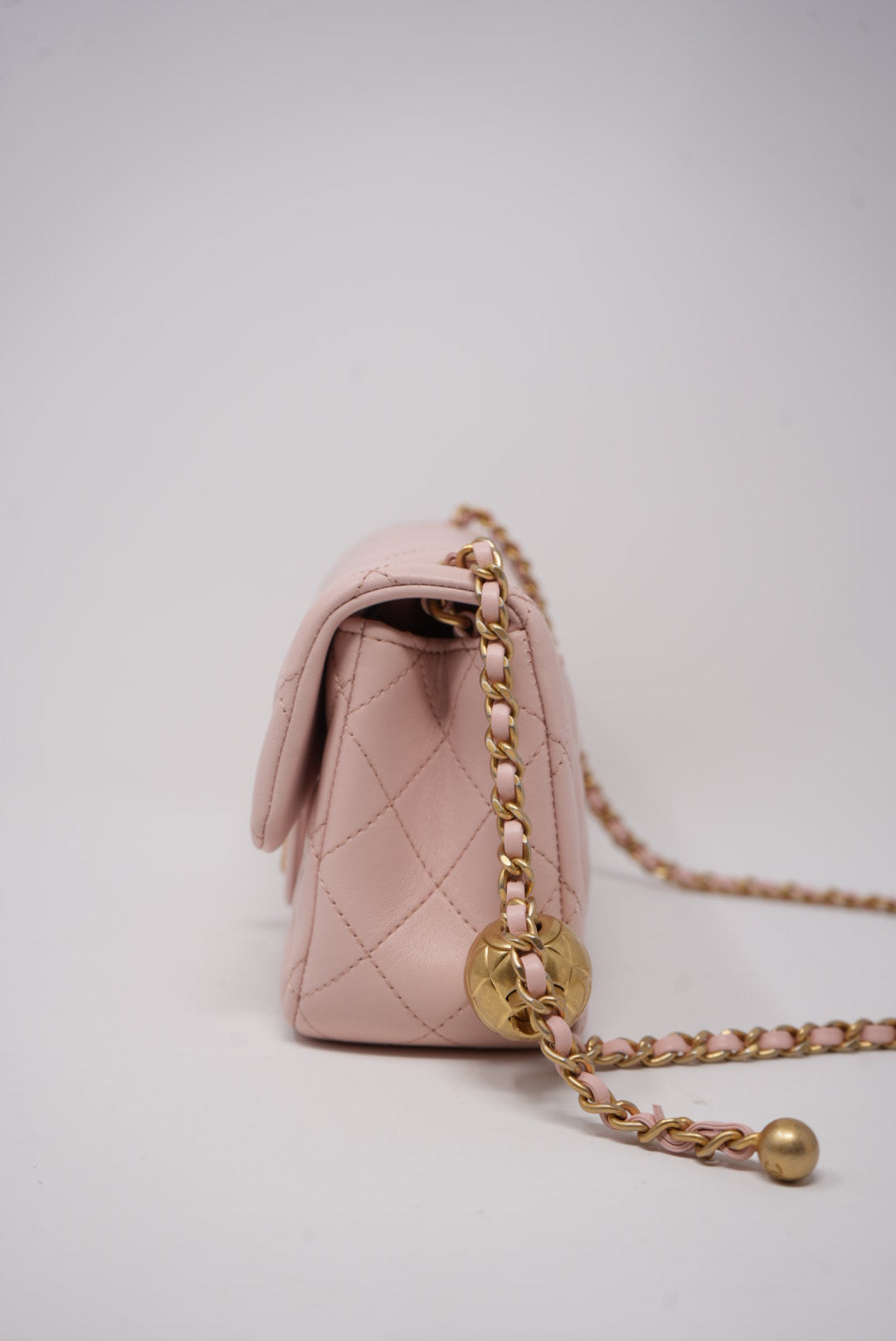 Pre-Owned Chanel Mini Flap Bag Pearl Crush 2023