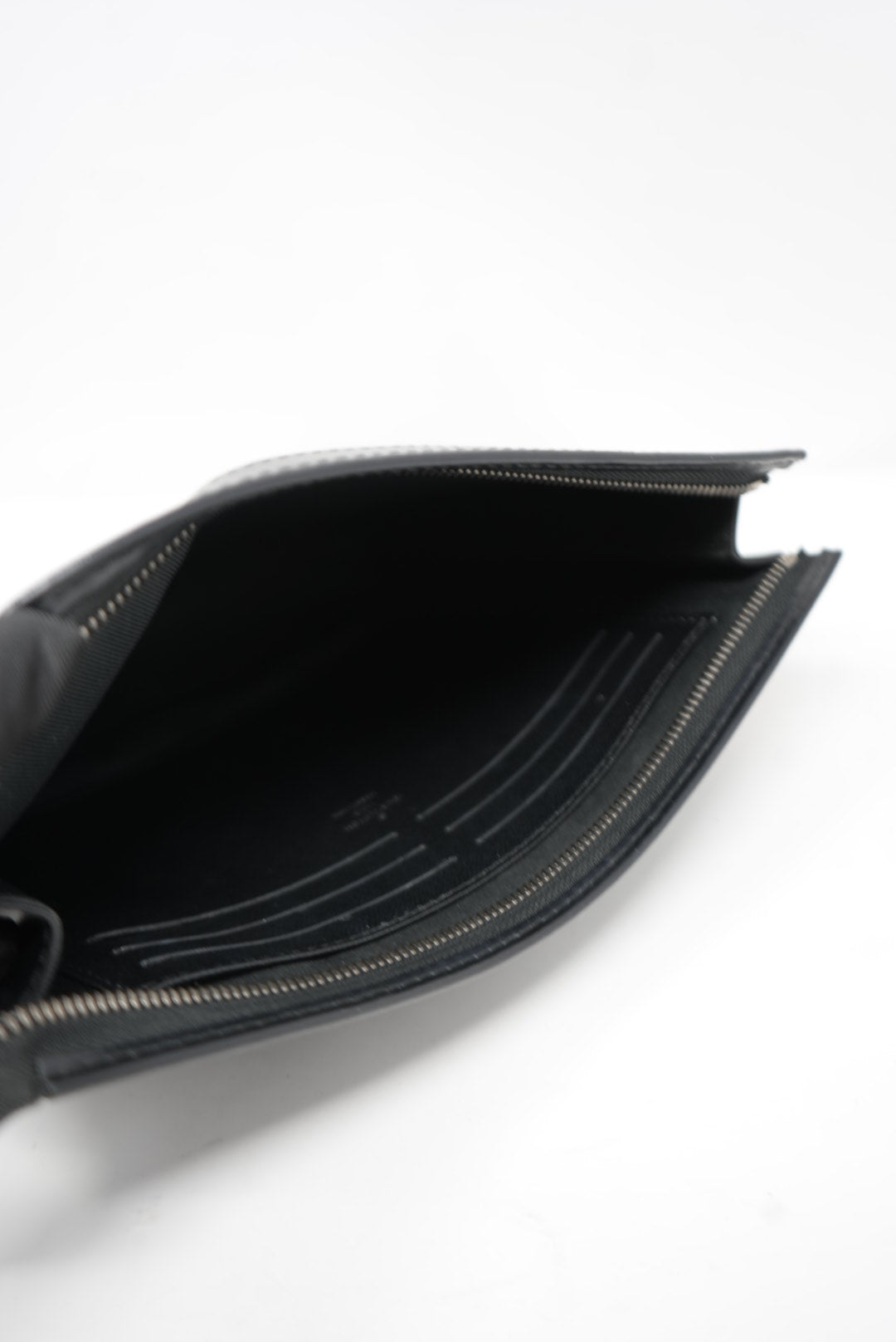 Louis Vuitton Pochette Voyage MM 2018