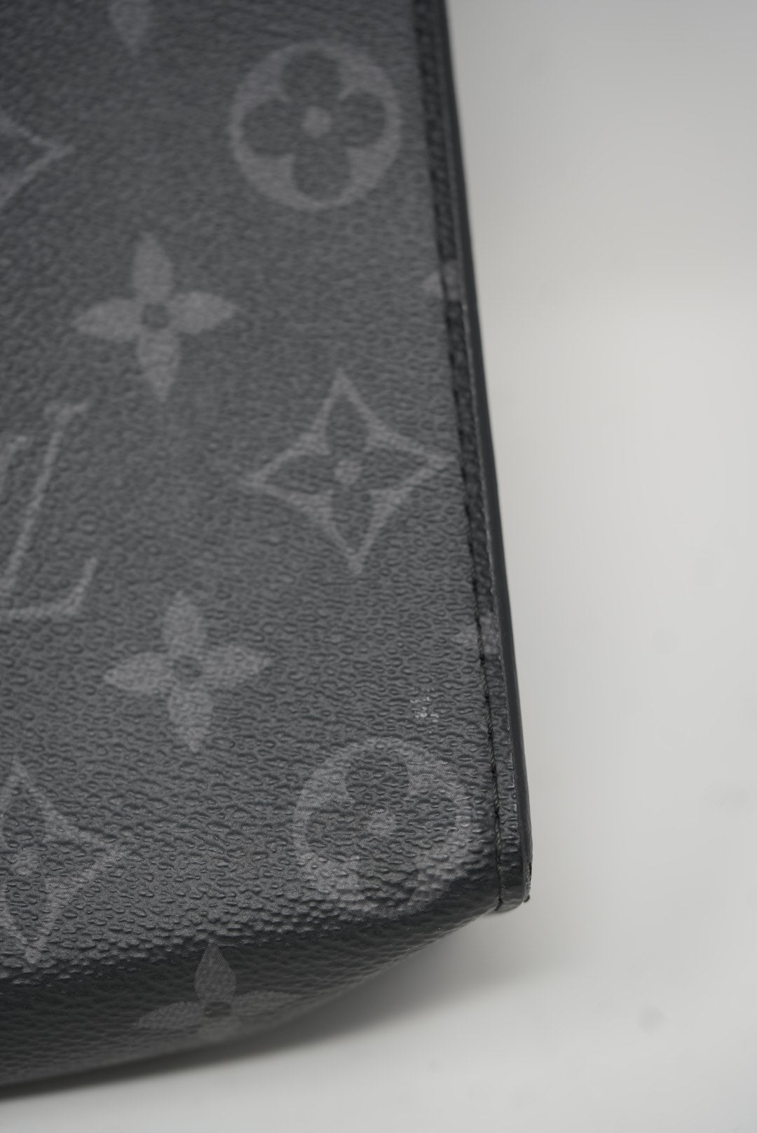 Louis Vuitton Pochette Voyage MM 2018