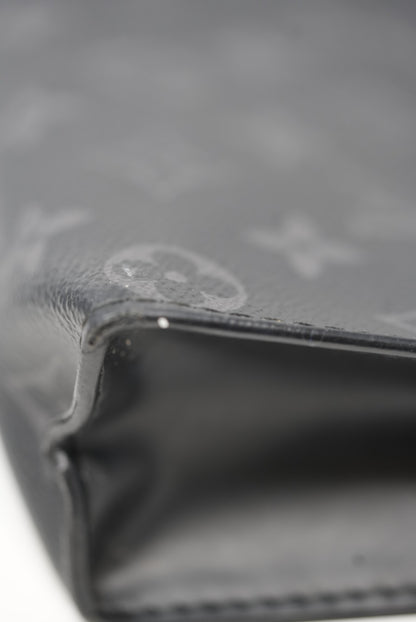 Louis Vuitton Pochette Voyage MM 2018