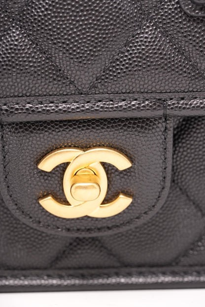 Pre-Owned Chanel 22K Flap with Top Handle Caviar