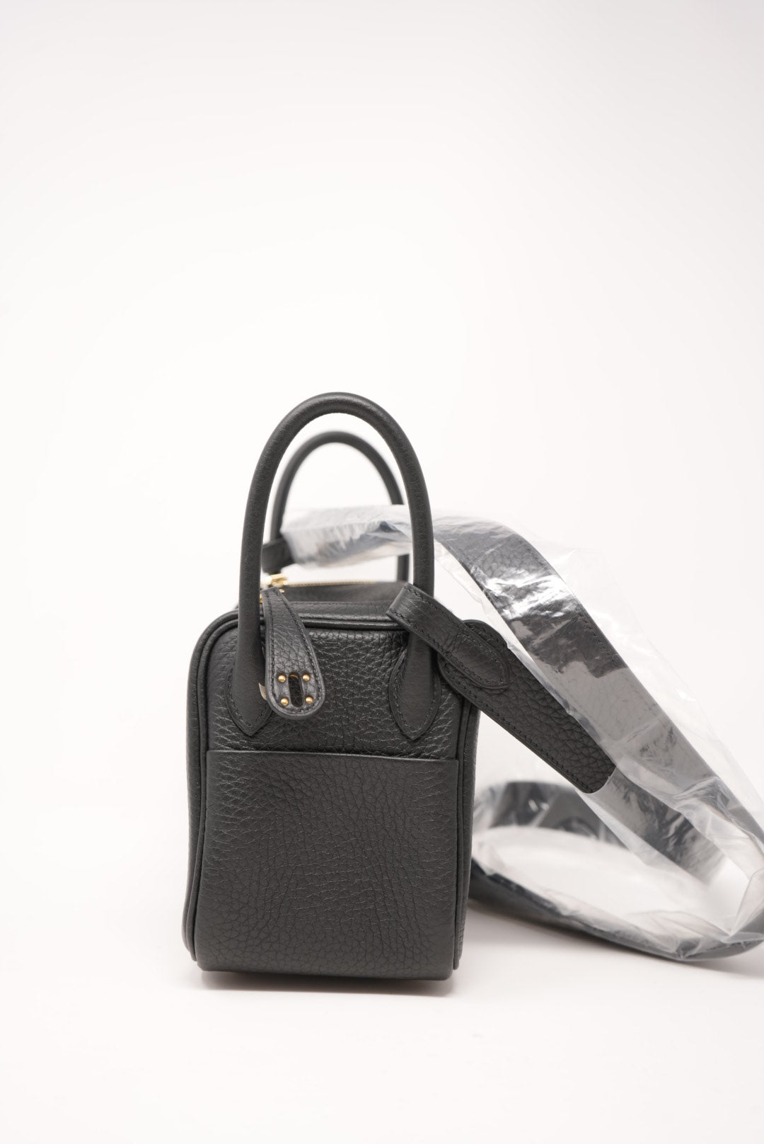 HERMES Taurillon Clemence Mini Lindy