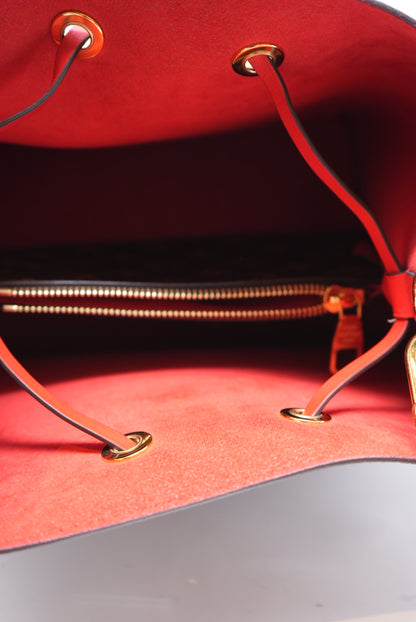 Louis Vuitton Monogram Canvas NeoNoe Hobo Bag