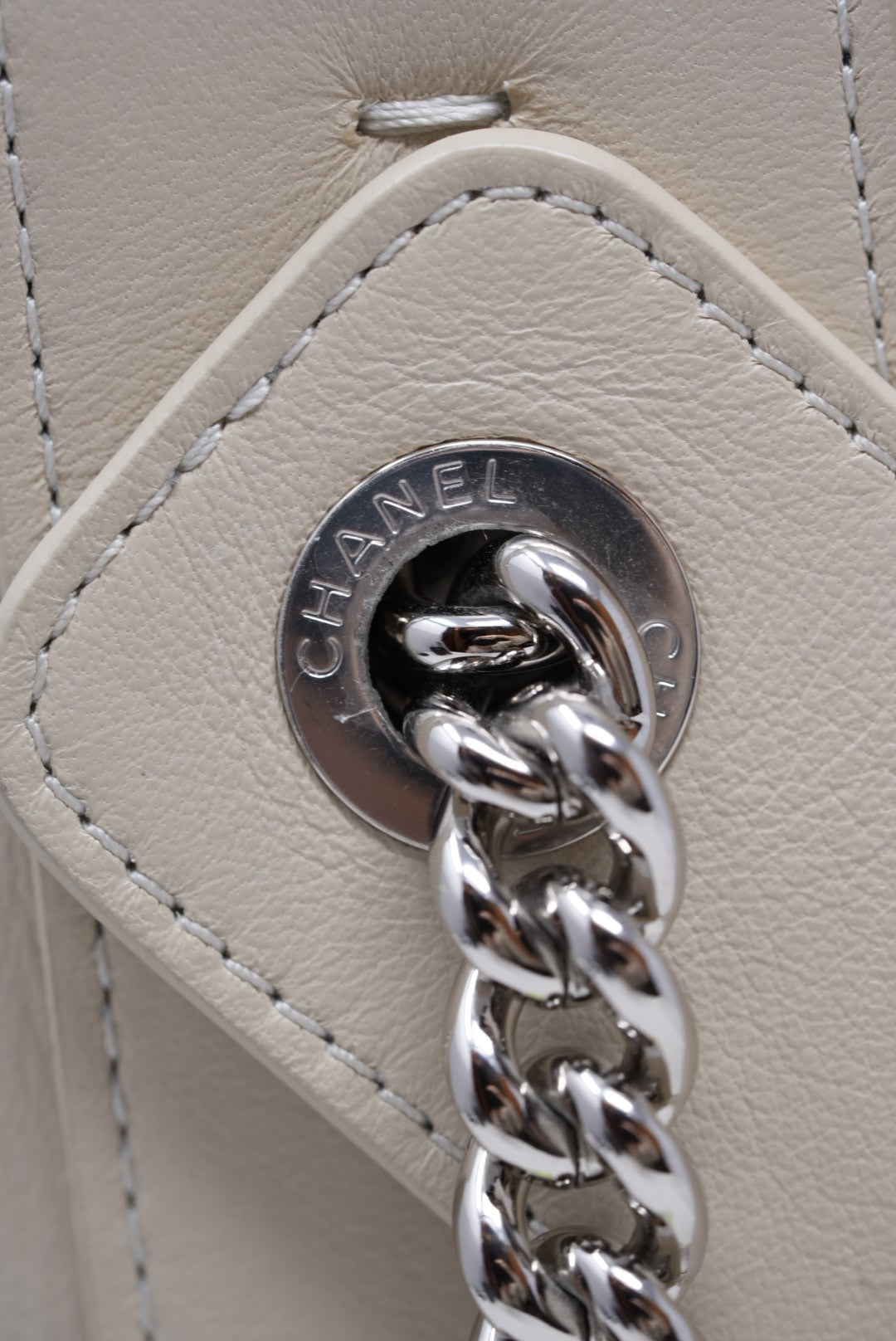 Pre-Owned Chanel Bucket Bag Perforated Calfskin 2019