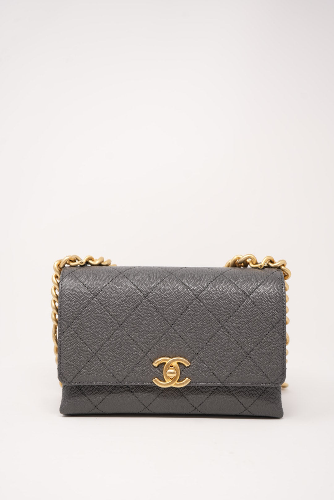 Pre-Owned Chanel Caviar Quilted Small Flap Bag