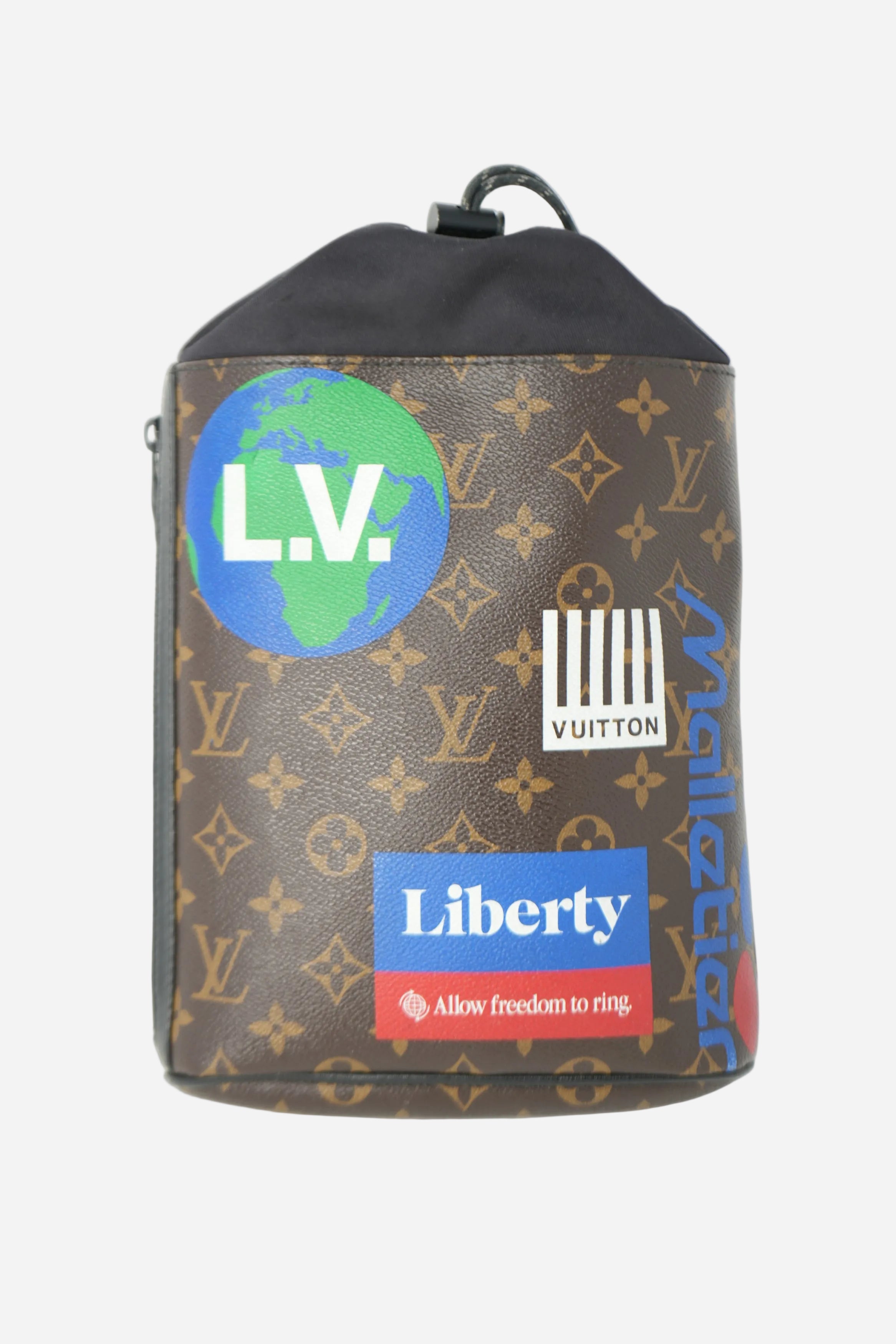 Louis Vuitton 2019 Monogram Chalk Sling Bag