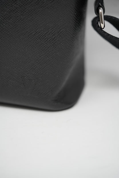 Louis Vuitton Anton Messenger Bag Black 2018