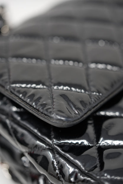 Pre-Owned Chanel Patent Double Flap Medium