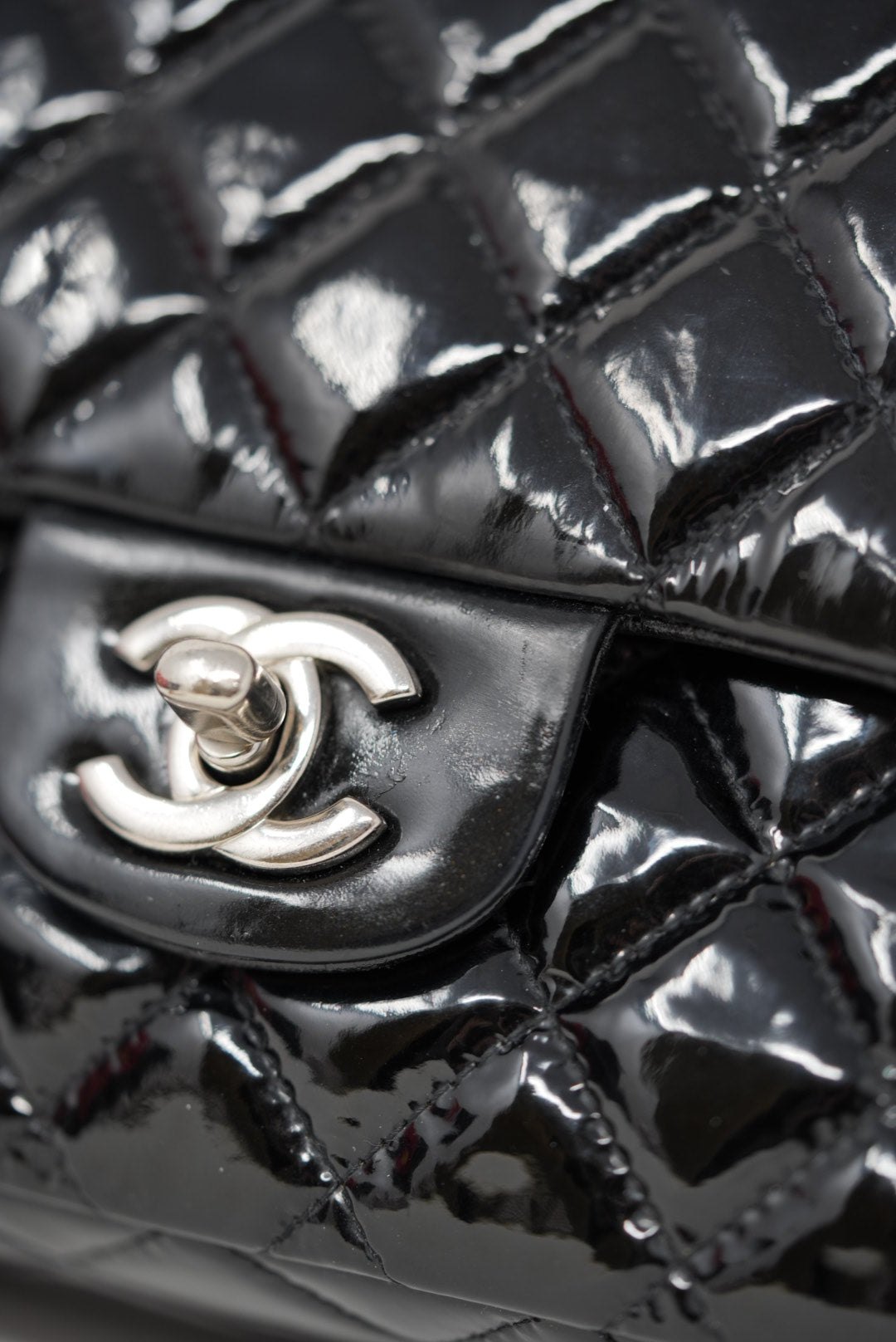 Pre-Owned Chanel Patent Double Flap Medium