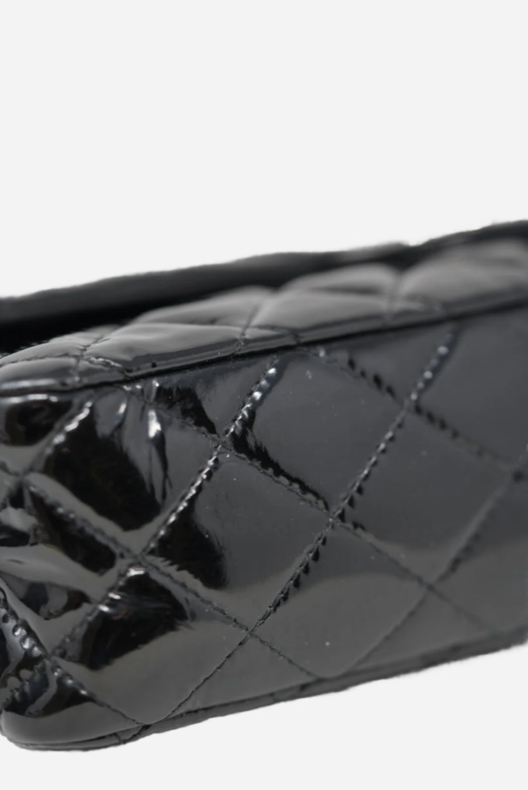 Pre-Owned Chanel Patent Double Flap Medium