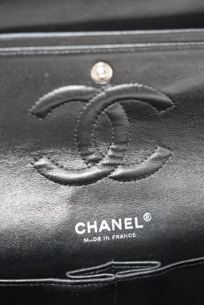 Pre-Owned Chanel Patent Double Flap Medium