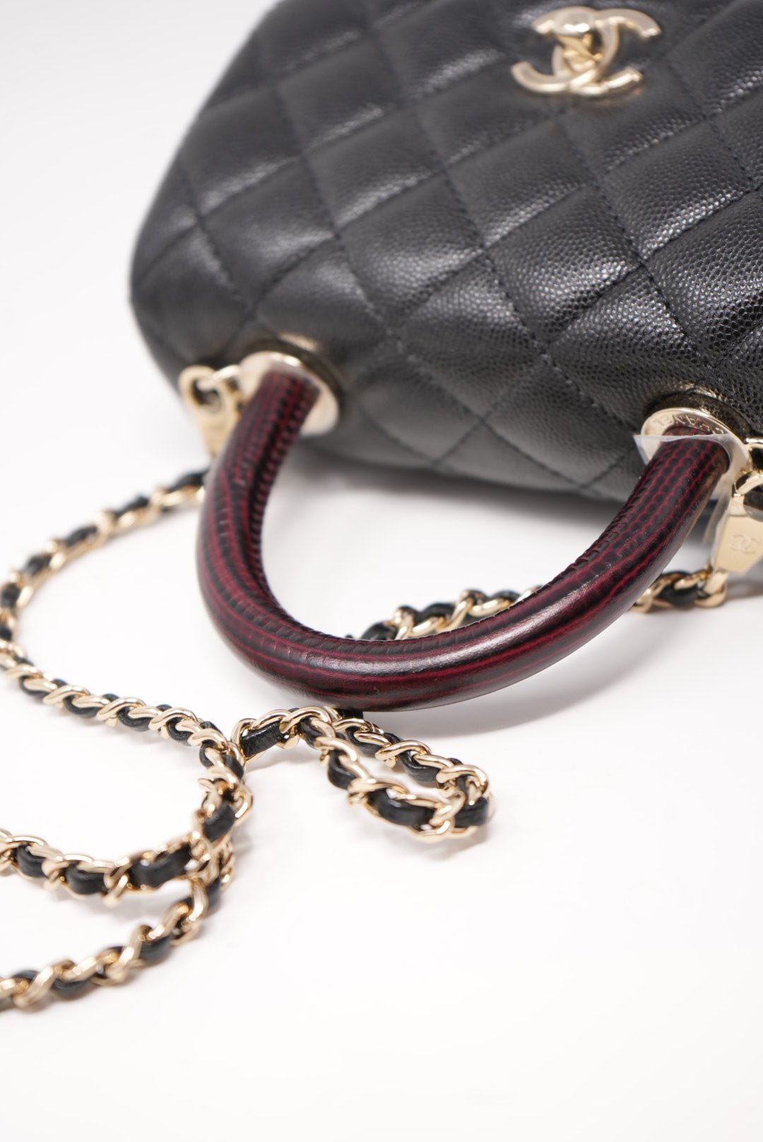 Pre-Owned Chanel Extra Mini CoCo Handle Caviar Black