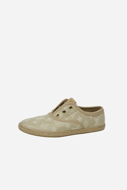 Louis Vuitton Beige Monogram Canvas Laceless Sneaker NW