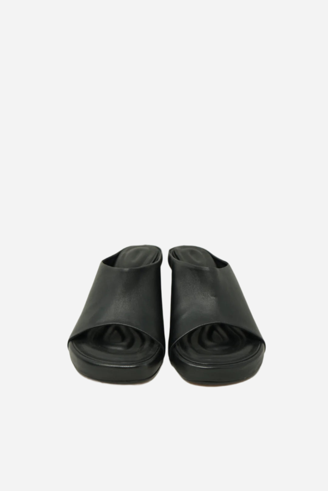 Jacquemus Black Leather Les Mules Nuvola