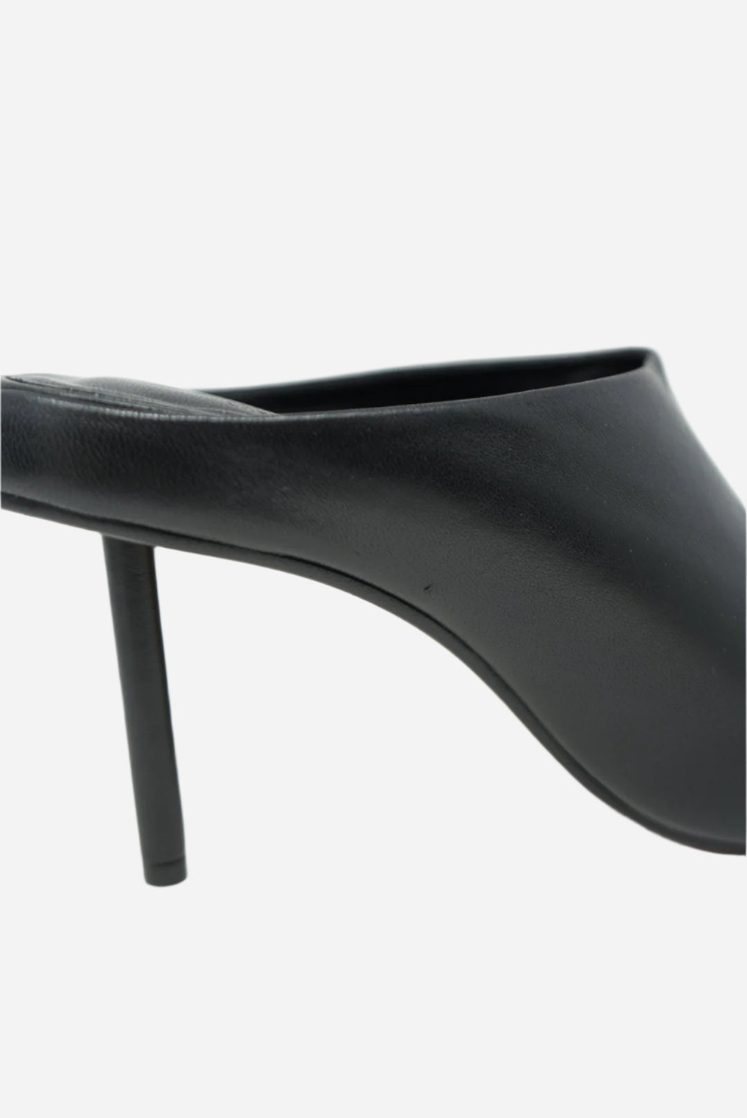 Jacquemus Black Leather Les Mules Nuvola