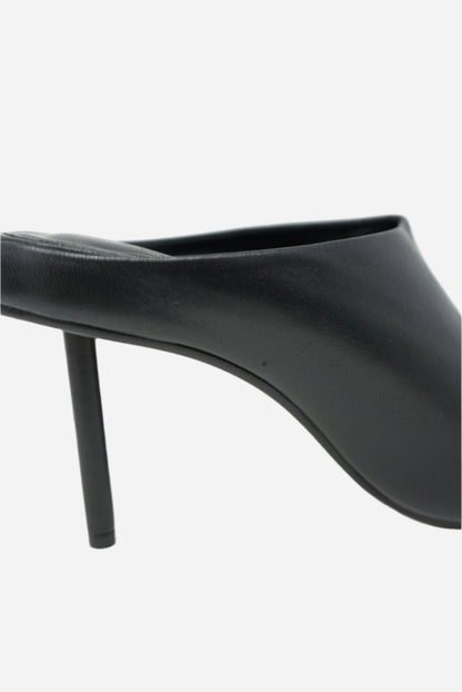 Jacquemus Black Leather Les Mules Nuvola