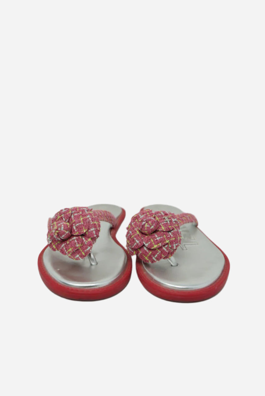 Pre-Owned Chanel Tweed Camellia Flip Sandals Size 37.5