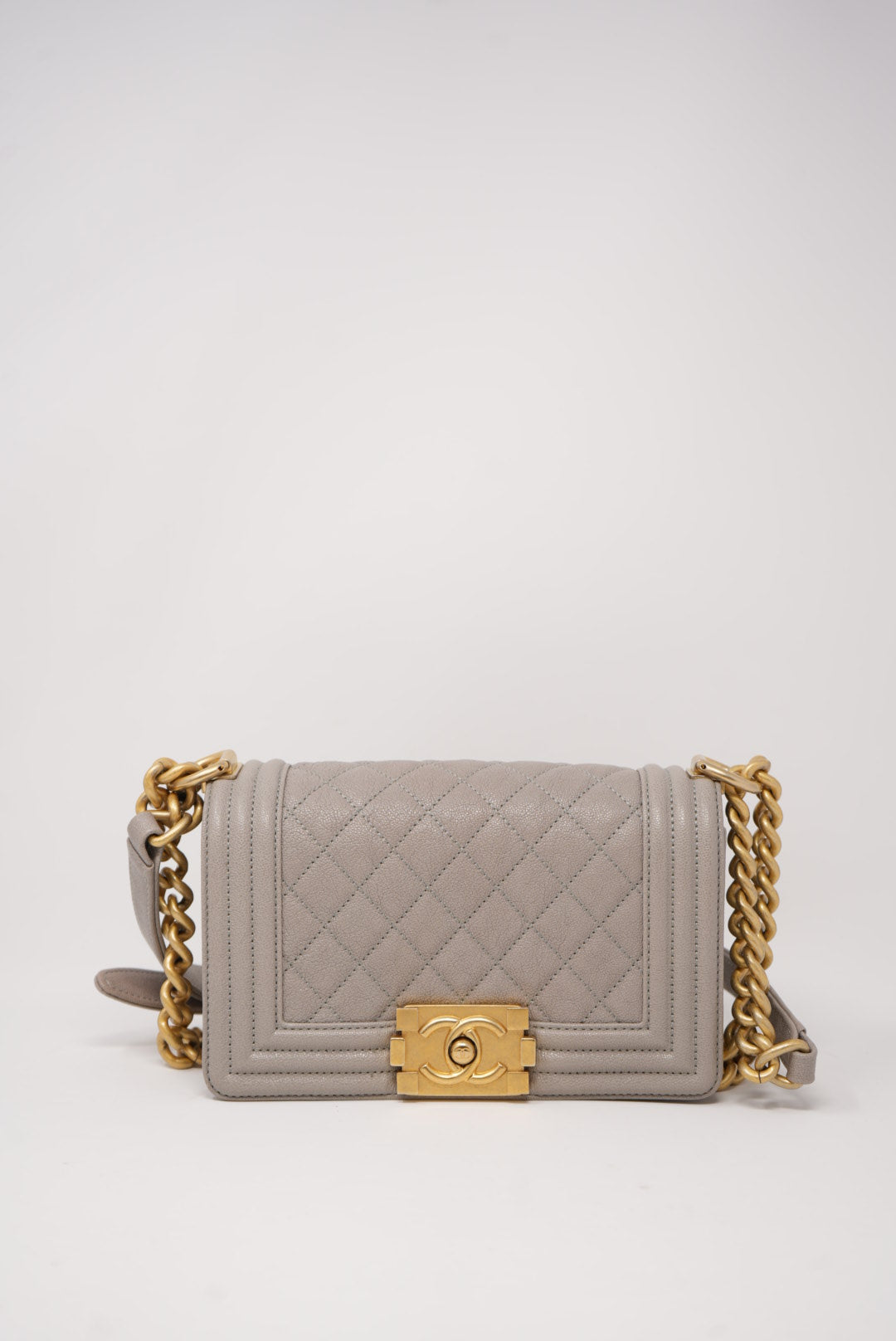 Pre-Owned Chanel Boy Classic Flap Bag Caviar Small