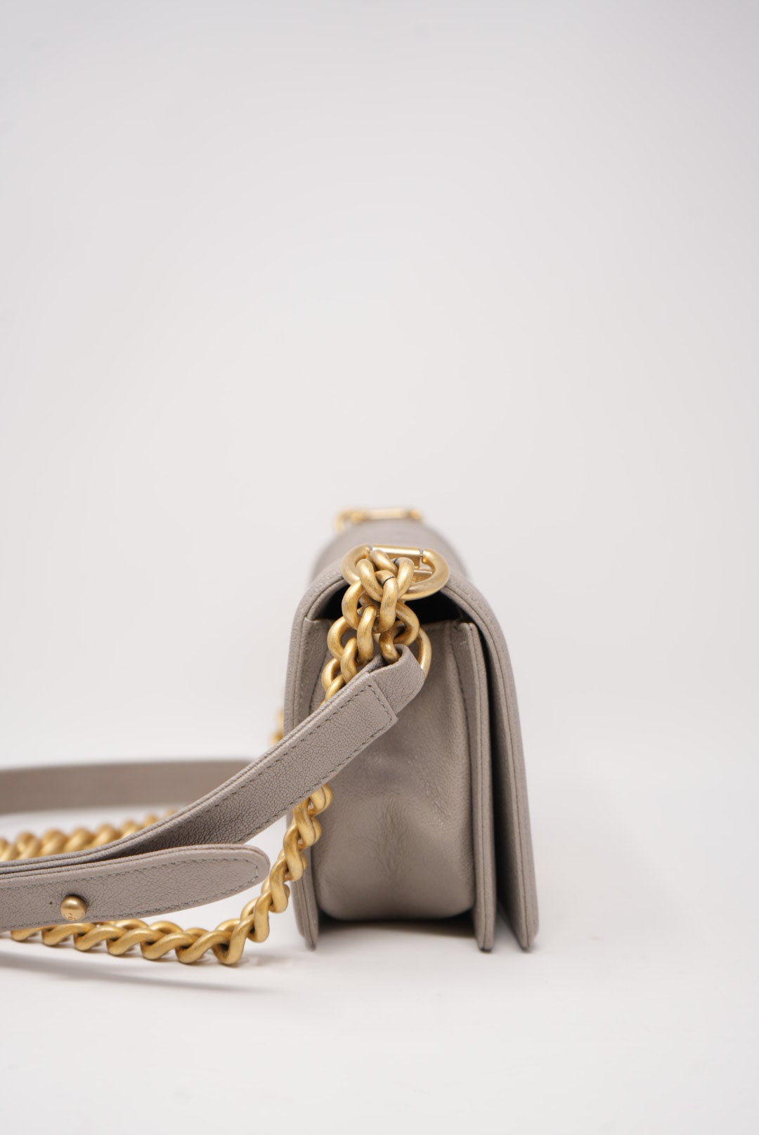 Pre-Owned Chanel Boy Classic Flap Bag Caviar Small