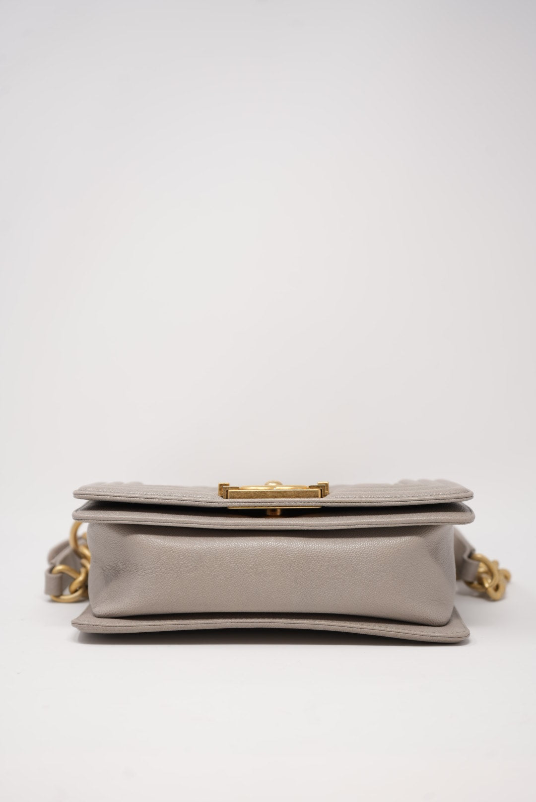 Pre-Owned Chanel Boy Classic Flap Bag Caviar Small