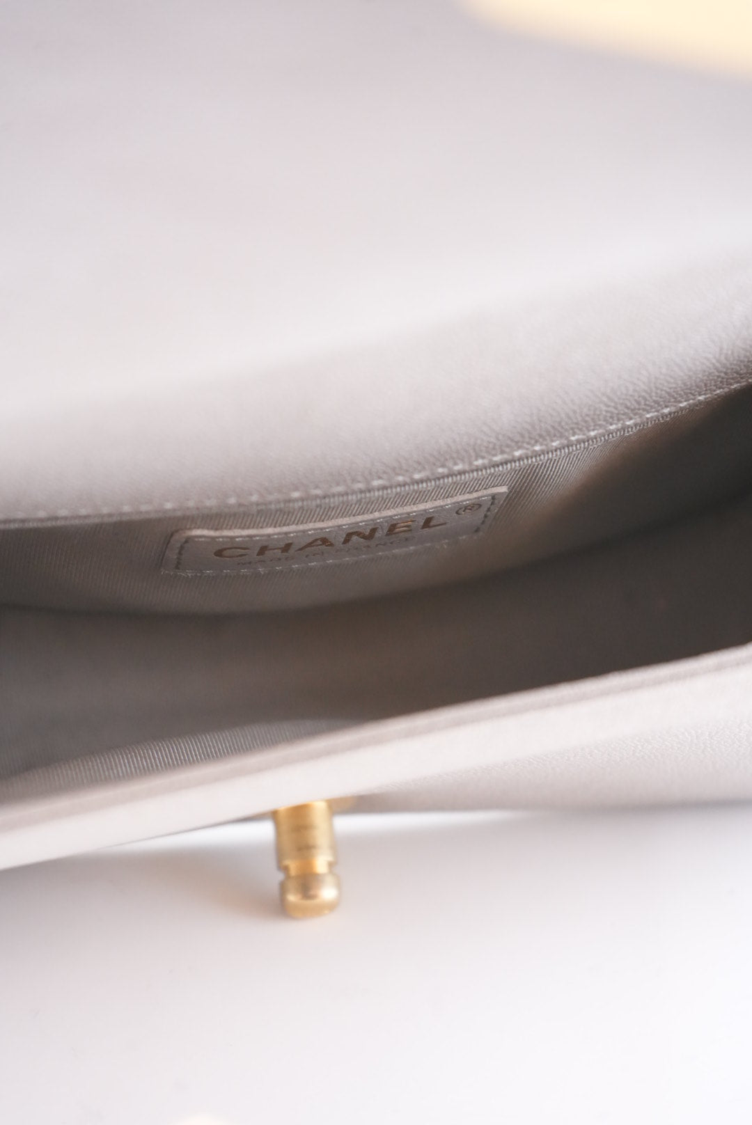 Pre-Owned Chanel Boy Classic Flap Bag Caviar Small