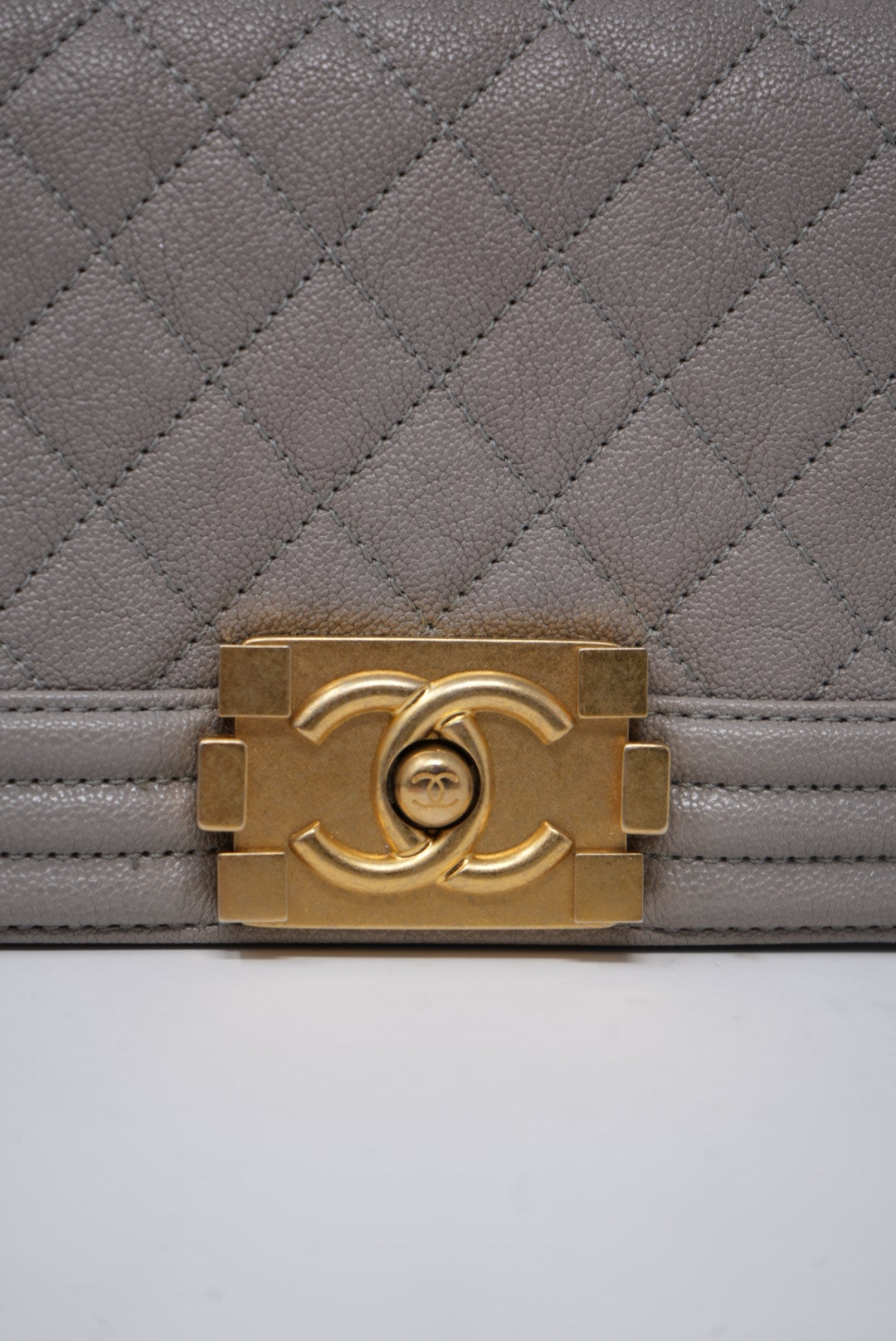 Pre-Owned Chanel Boy Classic Flap Bag Caviar Small