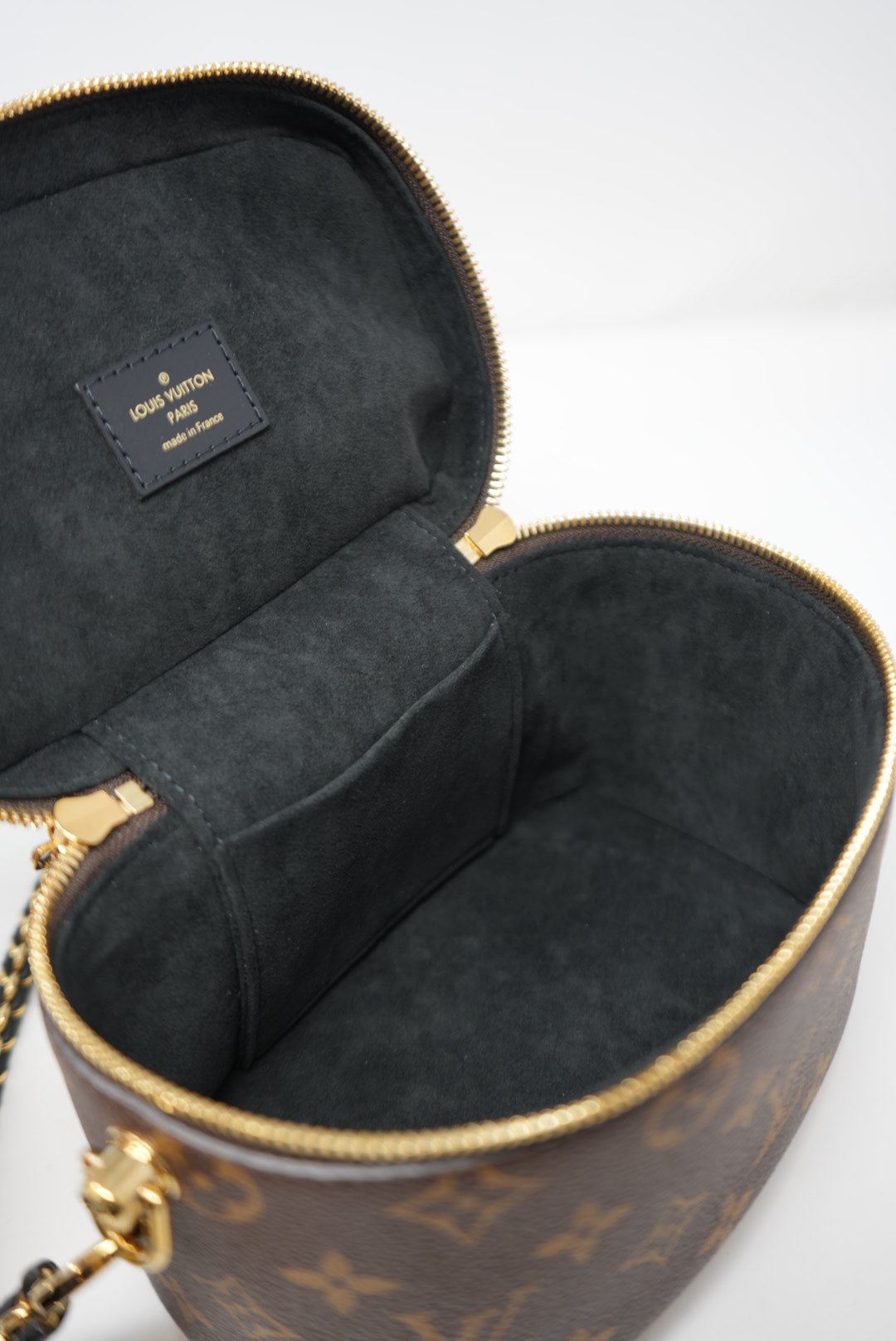 LOUIS VUITTON Vanity PM Monogram