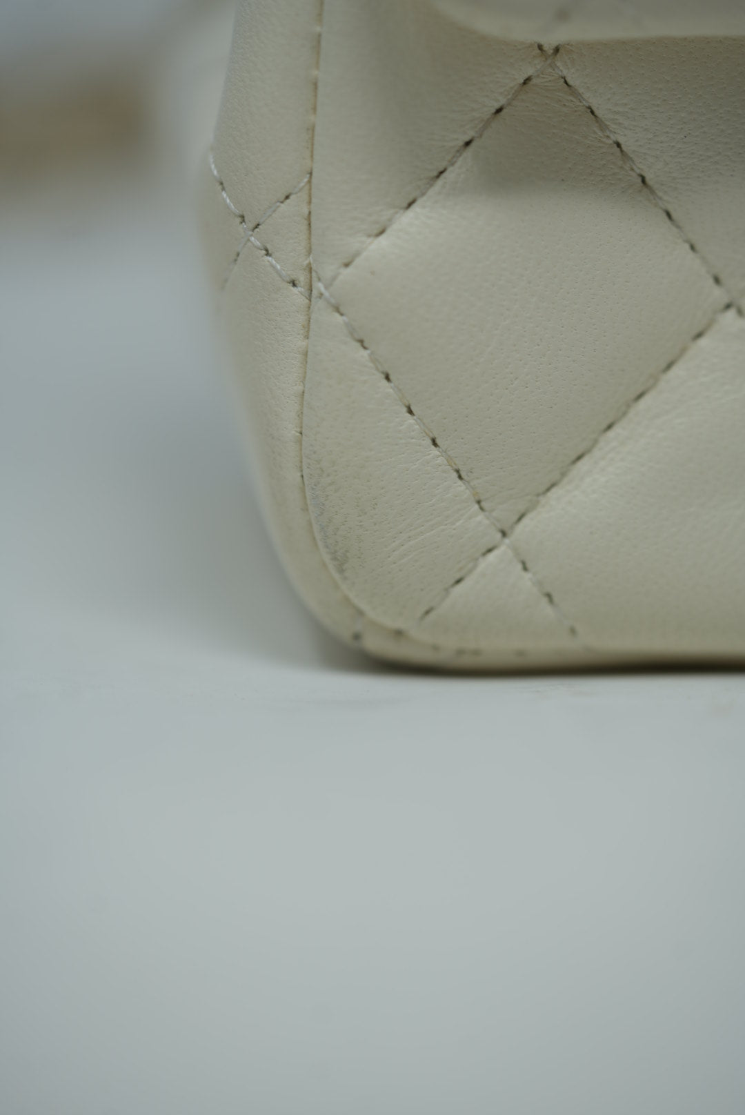 Pre-Owned Chanel Lambskin Mini Square Bag