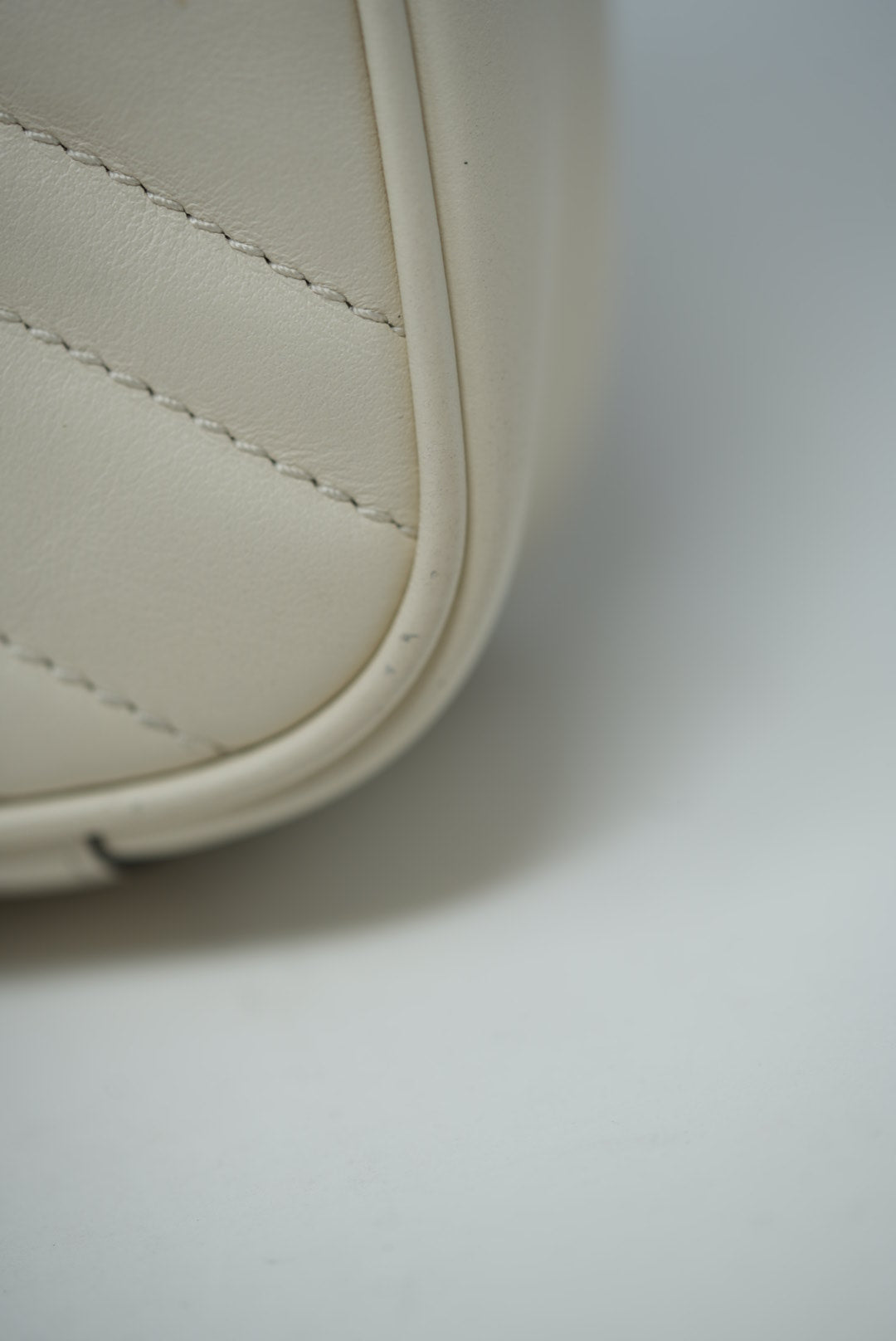 Gucci White Small Marmont Shoulder Bag