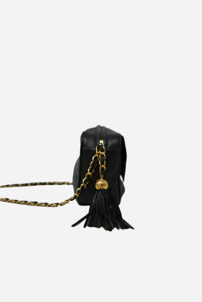 Pre-Owned Chanel Black Lambskin Camera Bag